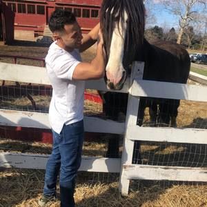 Meet your Posher, Omar